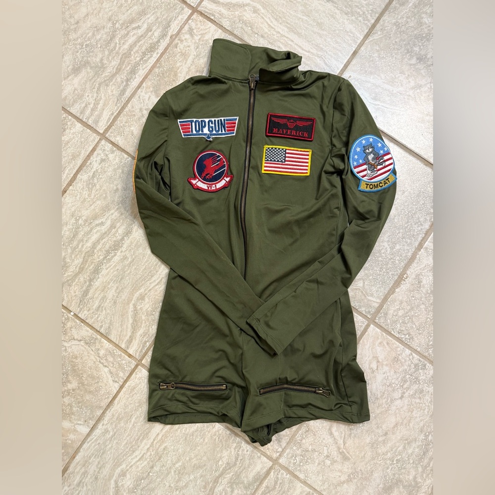 Top gun maverick costume